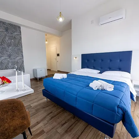 Nel Cuore Di Parthenope Alojamento de Acomodação e Pequeno-almoço 4*