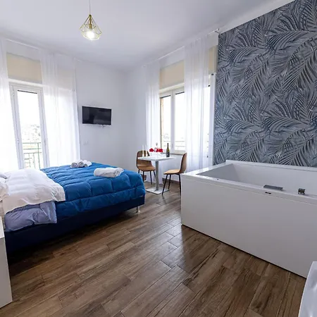 Bed & Breakfast Nel Cuore Di Parthenope 2*