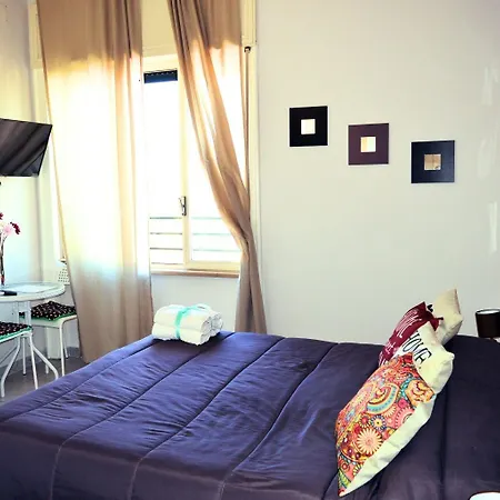 B&B Nel Cuore Di Parthenope 4*