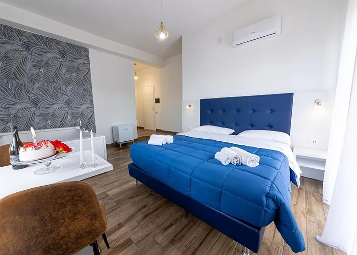 Nel Cuore Di Parthenope Bed & Breakfast 4*