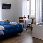 Bed & Breakfast Nel Cuore Di Parthenope Neapel
