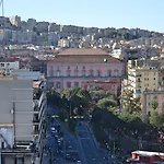 Bed & Breakfast Nel Cuore Di Parthenope Neapel