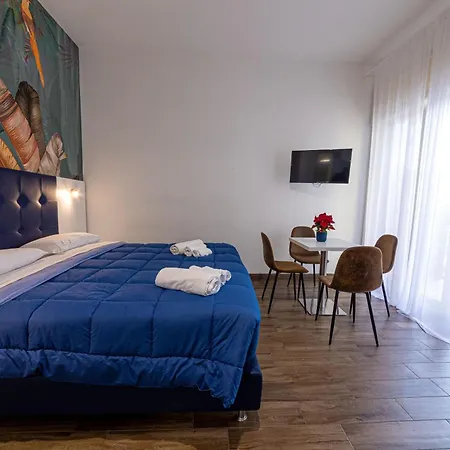 Bed & Breakfast Nel Cuore Di Parthenope 4*