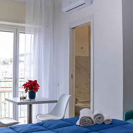 Bed & Breakfast Nel Cuore Di Parthenope Neapel